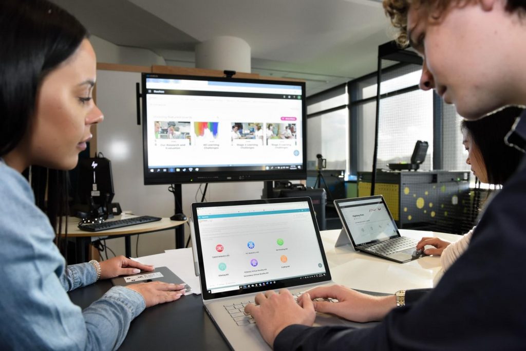 Continuous Learning The Definitive Guide (2019) Kiwi LMS